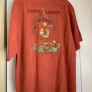 Men’s XL Tommy Bahama Button up shirt